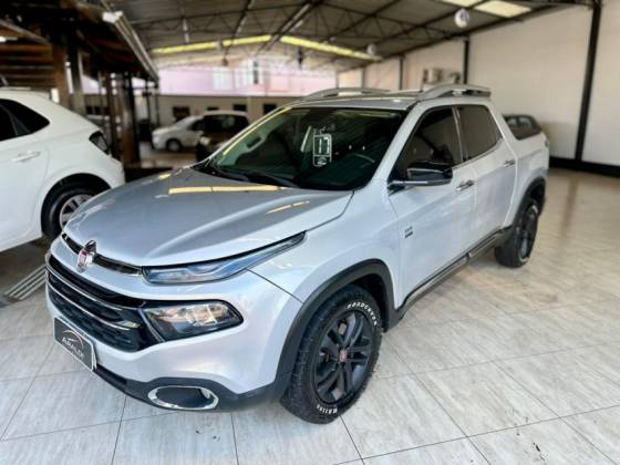 FIAT TORO 2.0 16V TURBO DIESEL VOLCANO 4WD AT9